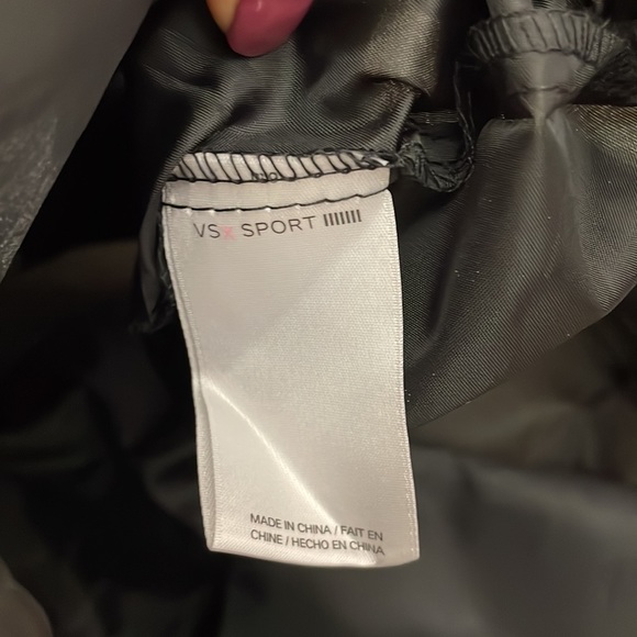 Victoria’s Secret Sport Black with Pink Letters Lightweight Tote One Size - Picture 7 of 9